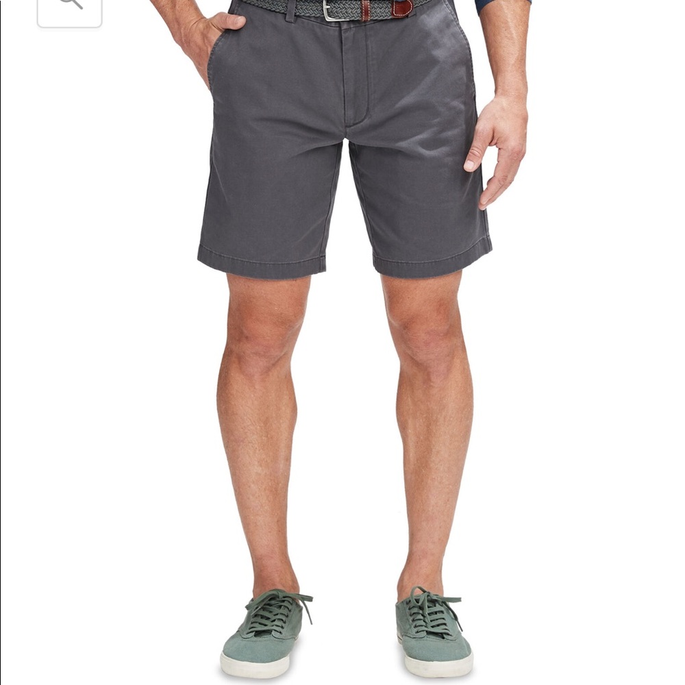 Men’s Vineyard Vines 9” Breaker short. EUC.